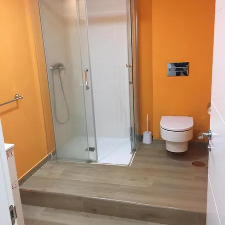 Habitación individual con baño compartido, A-1 *